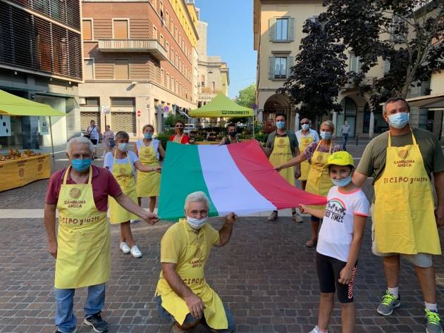 Cremona Coldiretti Campagna amica in piazza Stradivari, ritorno al futuro