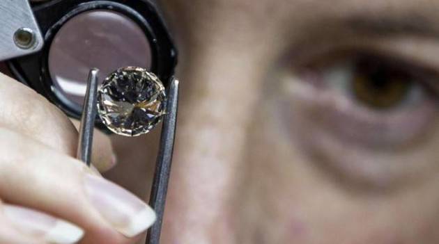 Codacons CREMONA: SCANDALO DIAMANTI OLTRE 60% INVESTIMENTO RECUPERATO