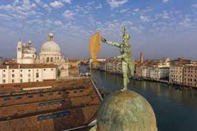 ESTATE SIA LA STAGIONE DELLA SVOLTA NEL TURISMO, SUBITO INVESTIMENTI PER RILANCIO