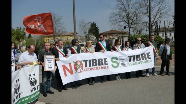 Autostrada Cremona Mantova. Degli Angeli e Fiasconaro (M5s Lomb):Empasse