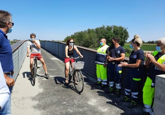 Inaugurato il nuovo ponte ciclopedonale di Villanova