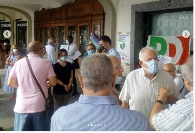 Voghera il PD ha manifestato contro il  Far West e la Sindaca