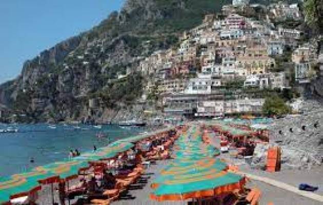 7 italiani su 10 pronti a partire