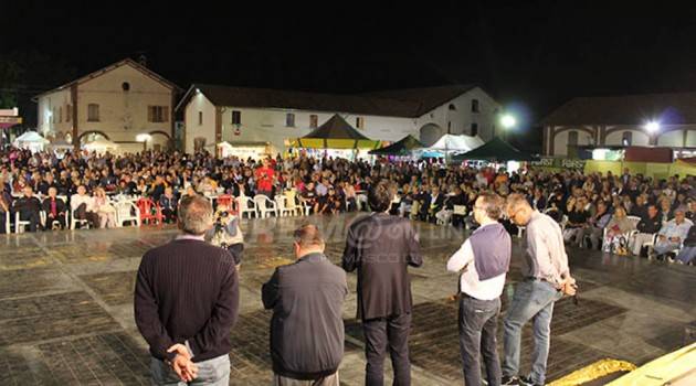  Antonio Agazzi critica la Festa Unità  Ombrianello Crema da l26 al 31 agosto