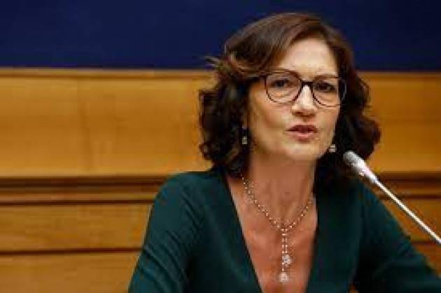 Scuola in presenza Gelmini: Green pass obbligatorio per docenti e Ata. 