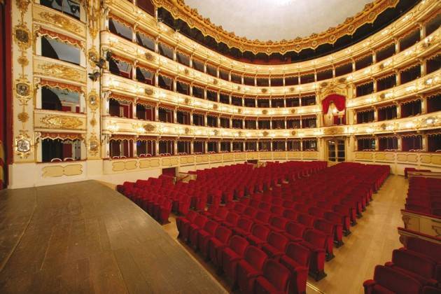 Teatro Ponchielli Cremona L’invito del sovrintendente  Andrea Cigni  ‘TUTTI A TEATRO‘ |GCStorti (Video)