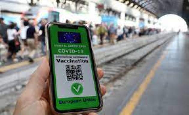 Sul treno Milano-Roma senza Green pass, bloccato dalla Polfer