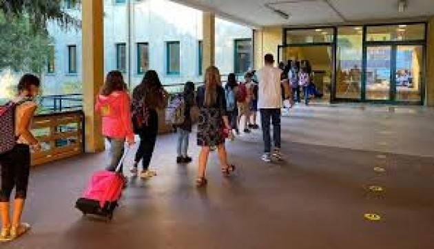 FLC-CGIL Scuola, si riparte tra problemi vecchi e nuovi.