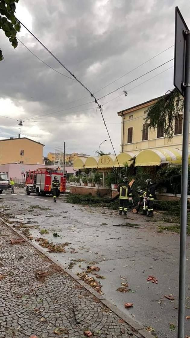  INGENTI I DANNI CAUSATI DAL MALTEMPO: FAMIGLIE RIMASTE SENZA CASA - FOTO