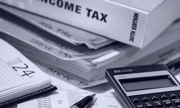 Tassa sulle multinazionali digitali: l’OCSE avanza, l’UE indietreggia