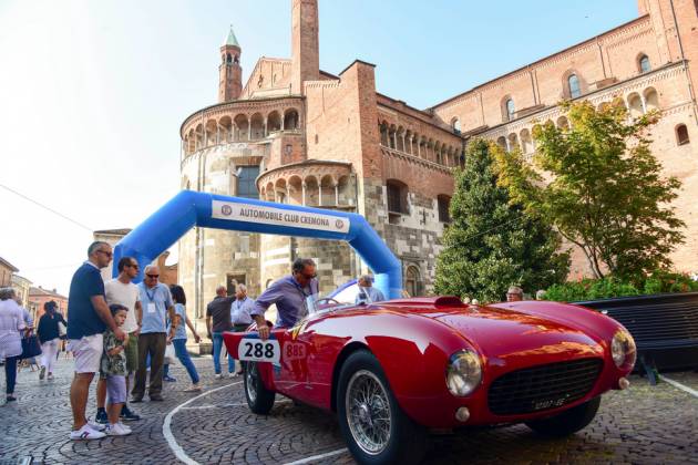 Auto d’epoca e turismo ‘Ruote nella Storia’ a Cremona il 10 ottobre