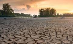 Un pianeta assetato, in attesa di crisi idriche epocali