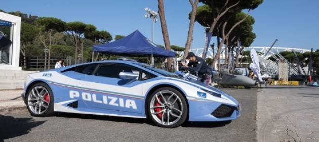 La Polizia a Roma partecipa a ''Tennis & Friends''