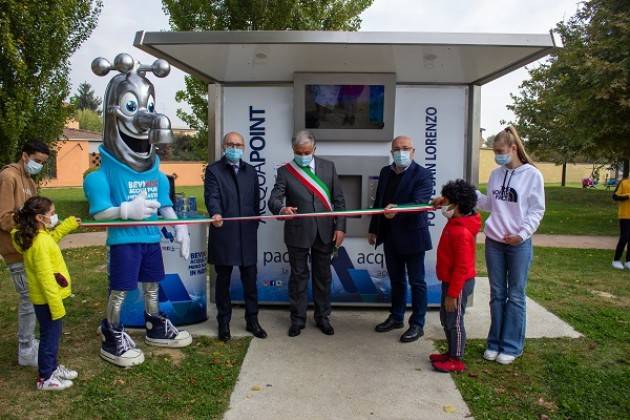 Pozzaglio , Padania Acque : inaugurata la casa dell’acqua Fonte San Lorenzo (video)