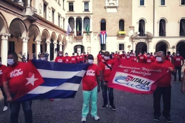 Crema venerdì 29 intitolazione piazzale davanti Hosp a  Henry Reeve