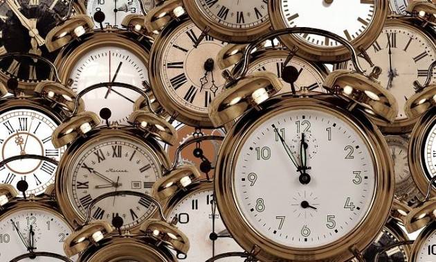 Il 31 ottobre si torna all’ora solare: lancette indietro di un’ora