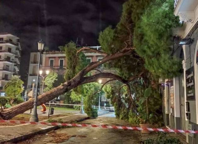 I nuovi e gravi scenari aperti dall’uragano mediterraneo.