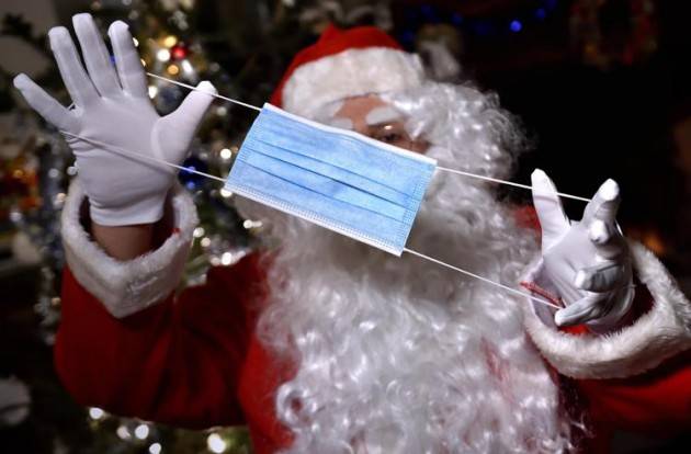 NATALE 2021: GREEN PASS E MASCHERINA LE REGOLE PER ITALIA ED ESTERO