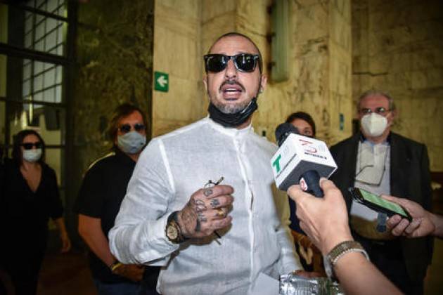 Corona assolto a Milano, 'non diffamò Selvaggia Lucarelli'