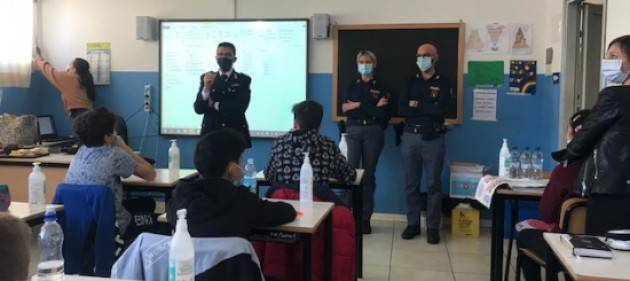 Polizia di Stato e studenti insieme nella Giornata europea per la protezione dei minori