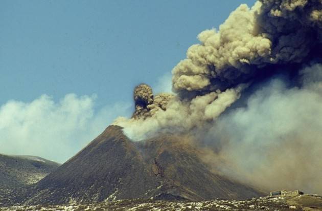 ''L’eruzione etnea del 1971 tra storia e vulcanologia'': il nuovo workshop dell’INGV