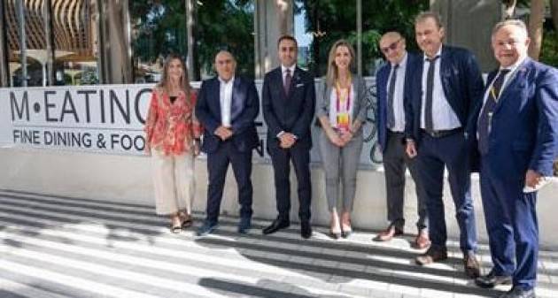 Di Maio visita lo spazio ''M-Eating Italy'' a Expo Dubai