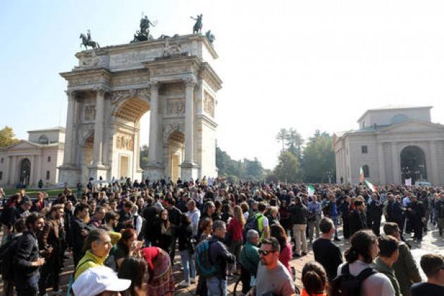 Oggi manifestazione Cgil, Cisl e Uil in Lombardia