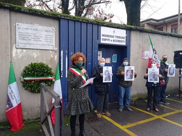 Stadio Voltini Crema Ricordati  Stamane, domenica 28 c.m. i 4 martiri partigiani