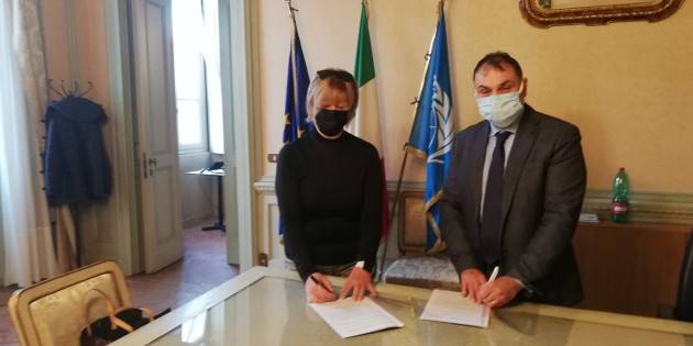 Provincia Cremona - CrForma - Siglato il nuovo contratto di servizio