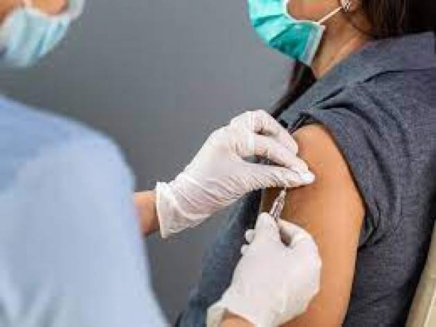 Bertolaso, obiettivo 100mila VACCINAZIONI al giorno entro sabato