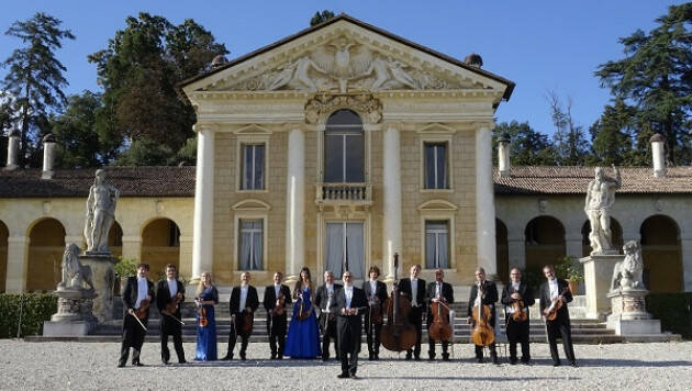 MDV I SOLISTI VENETI CELEBRANO IL GENIO DI STRADIVARI