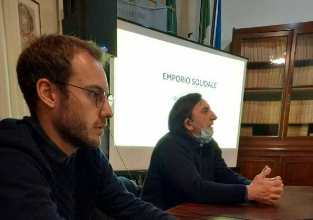 Emmaus presentato a Torre de' Picenardi l'emporio solidale di Piadena.