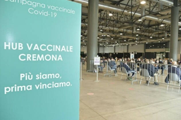 Asst Cremona DA DOMENICA 19 DICEMBRE 2021 HUB VACCINI TORNA A CREMONA FIERE