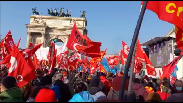 Pedretti Cgil Cremona a Milano in p.zza Arco della Pace per sciopero generale 