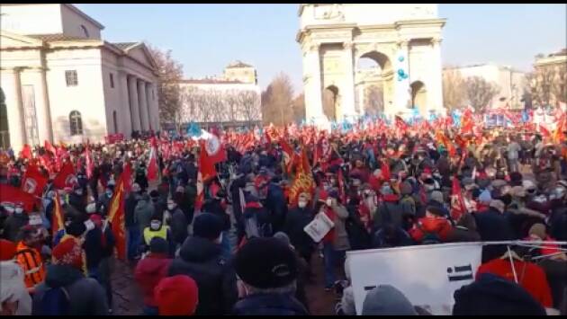 Pedretti Cgil Cremona a Milano in p.zza Arco della Pace per sciopero generale 