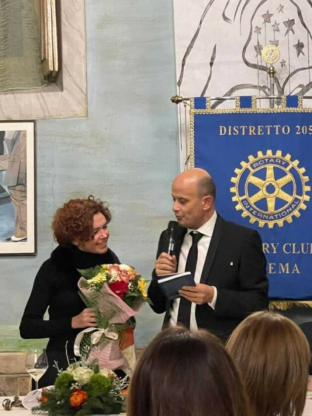  Il Sindaco Bonaldi ospite del Rotary Club Crema - FOTO