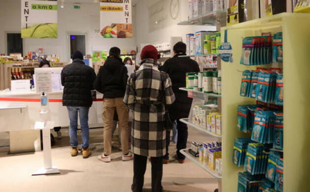 A dicembre in Lombardia 3,5 mln tamponi, 21,5% totale