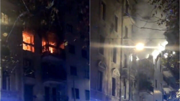 ALBERO DI NATALE IN CORTOCIRCUITO: GRAVE UNA DONNA A MILANO