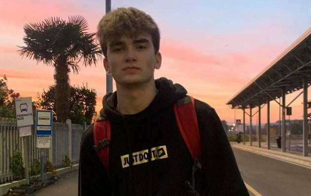 Rientro a scuola. Molti studenti hanno paura del contagio e della DaD | L.Strimbanu