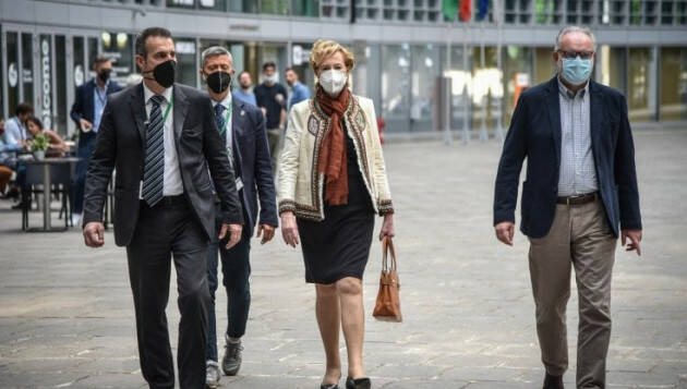 petizione per chiedere al ministro di respingere la riforma Moratti della sanità