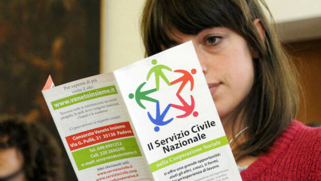 Servizio civile, 16 posti disponibili presso il Comune di Piacenza. 