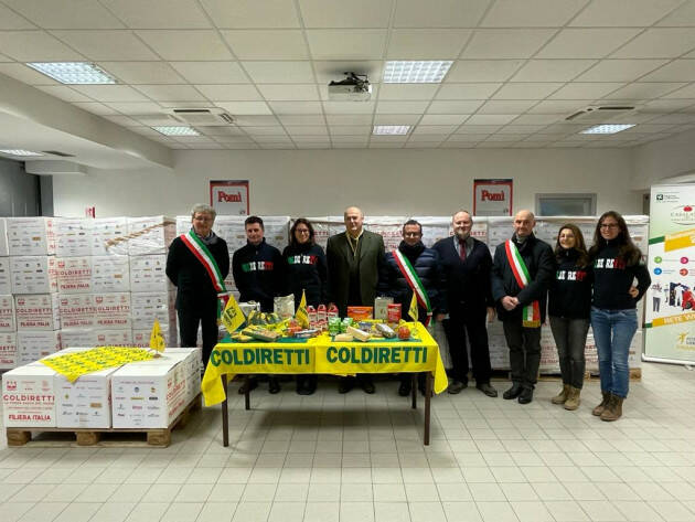 Coldiretti Covid, 200 quintali di cibo a famiglie bisognose 