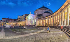 Na­po­li: la cit­tà ita­lia­na da vi­si­ta­re nel 2022 secondo CNN
