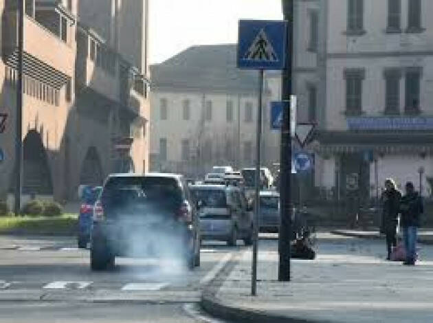 Prorogate sino a venerdì 21 le misure emergenziali antismog