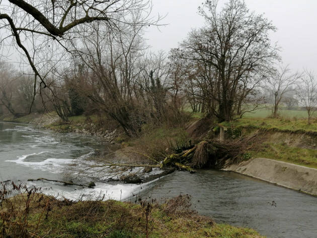 SVERSAMENTO NEL SERIO. IL FIUME SERIO NON SIA PIU' UN TERMINALE CLOACALE