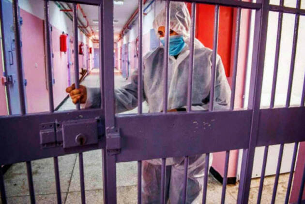 Lombardia, carceri: 740 i detenuti positivi al Covid