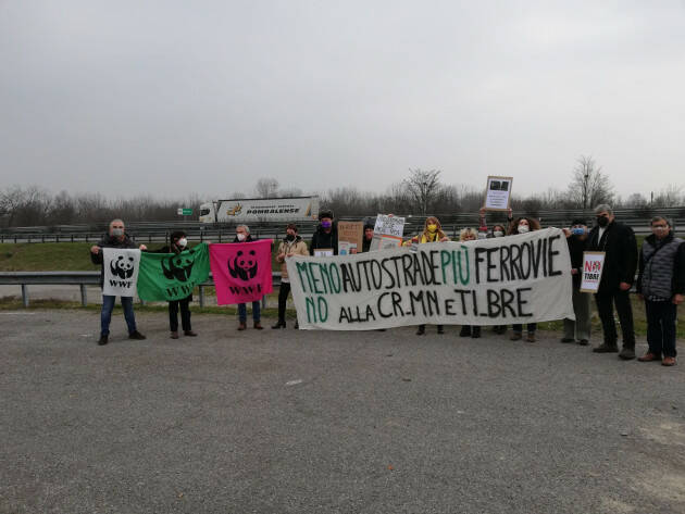 Cremona un successo i 2 Flash Smog di protesta e proposta per una città pulita