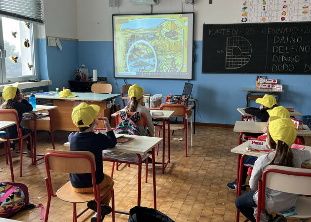 ''Evviva le api'', incontro tra gli apicoltori e gli alunni