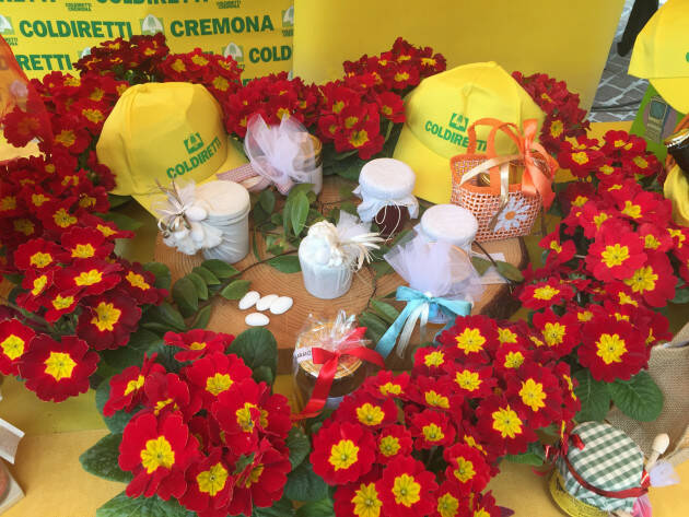 San Valentino con Campagna Amica domenica 13 febbraio in piazza Stradivari