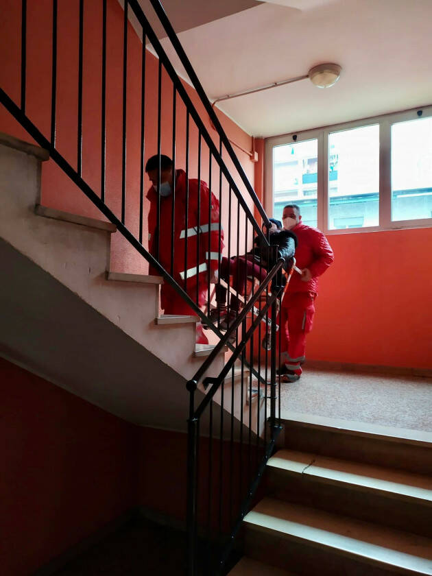 SALINARI (FI) STABILI MM: ASCENSORI ANCORA FERMI